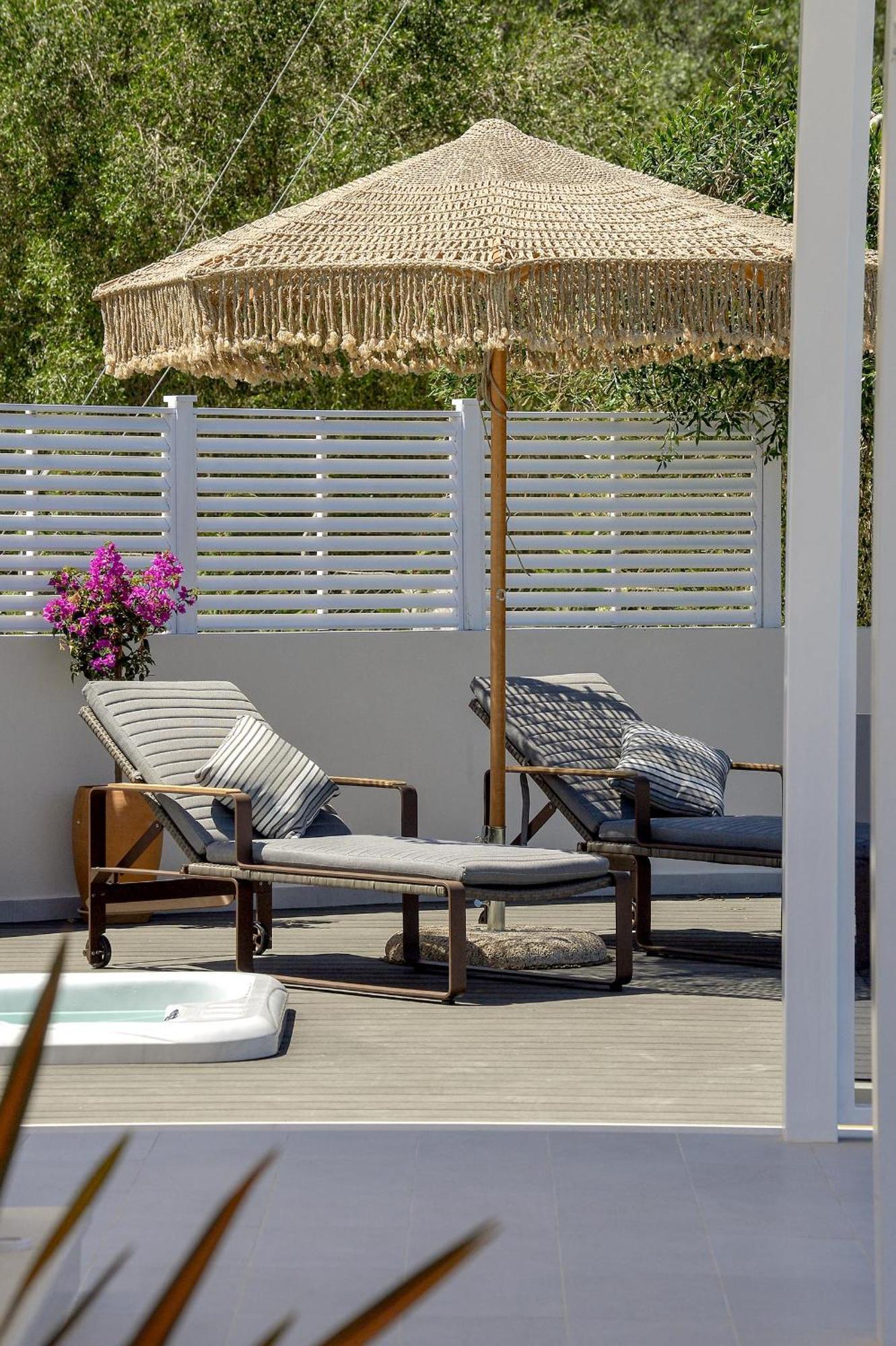 Paxos Luxury Living Junior Suites Gáios Habitación foto